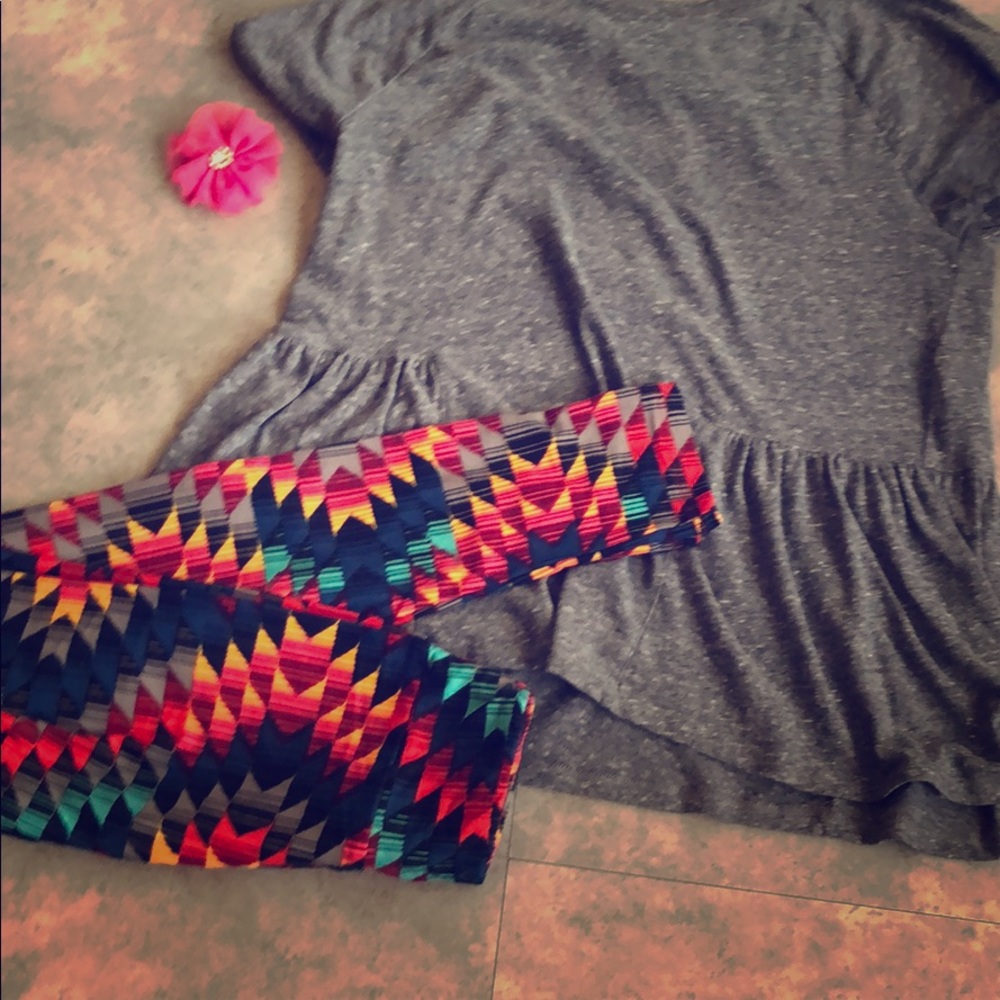 Kids outfit leggings size tween free bow included